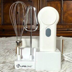 NWOT Vintage Lifelong Mini Cordless Hand Mixer Whisk Beater Attachments + Stand